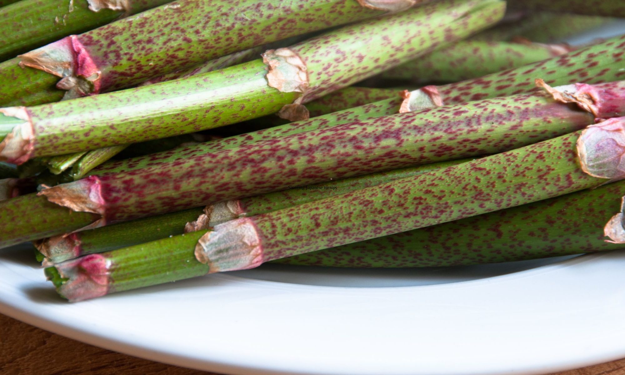 How to Cook Japanese Knotweed